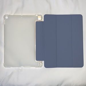 LIKE NEW IPAD 8TH GENERATION CASE WITH TRIFOLD